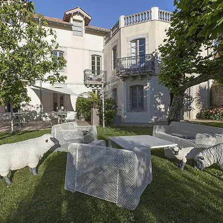 Ξενοδοχείο De Silhouette Μπιαρίτζ