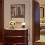 Hotel De Silhouette
