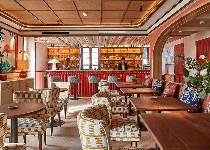 De Silhouette 호텔